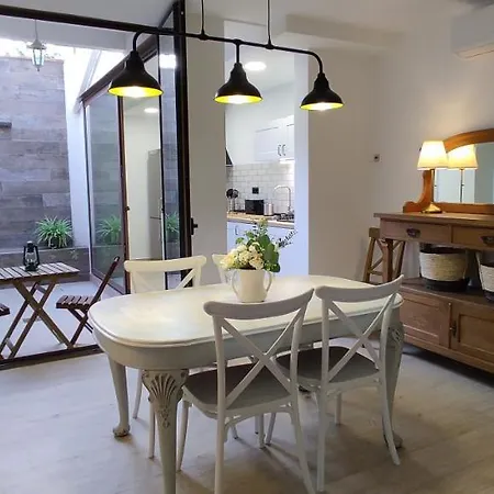 Casabala - Near The And Barcelona Center バダロナ